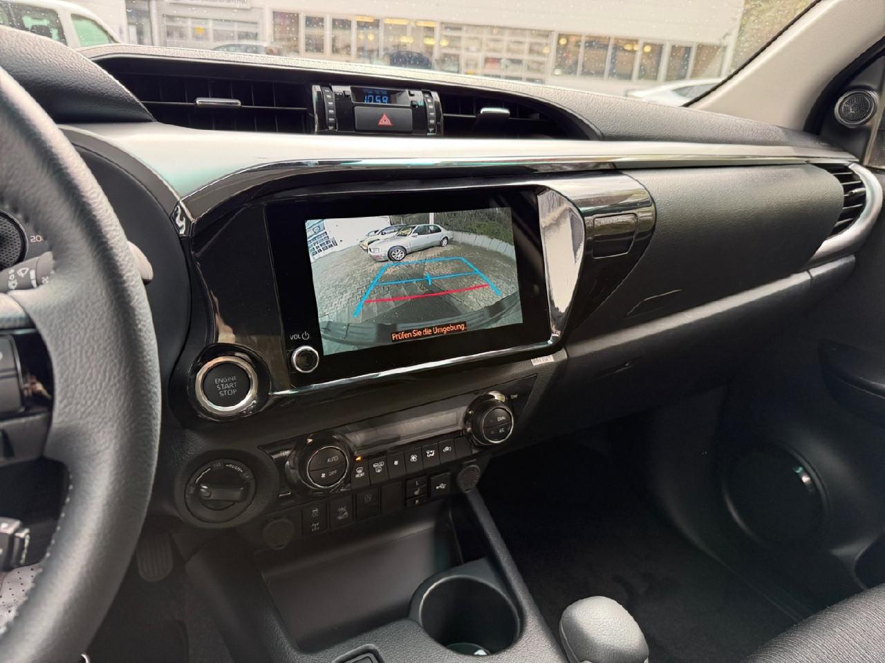 Foto 1 - HILUX Double Cab Comfort 4x4, marlingrau Metallic