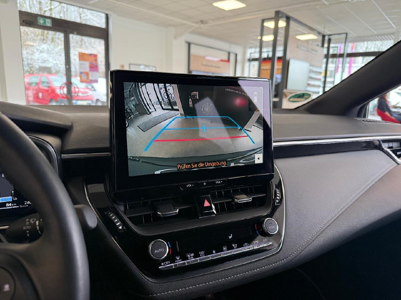 Foto 1 - Corolla Hybrid Team D, grau