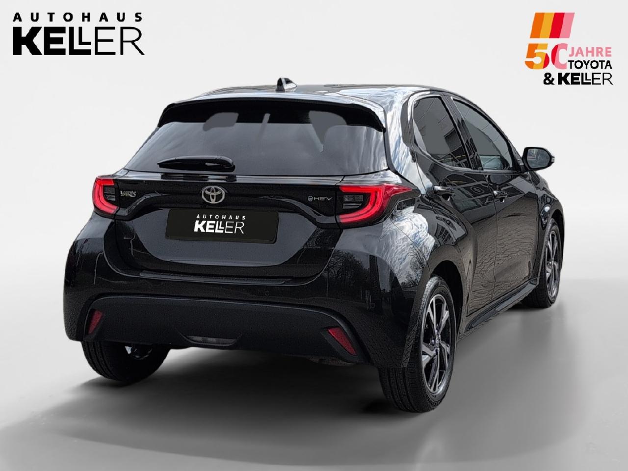 Foto 1 - Yaris Yaris Hybrid Teamplayer, Black Mica / Ink