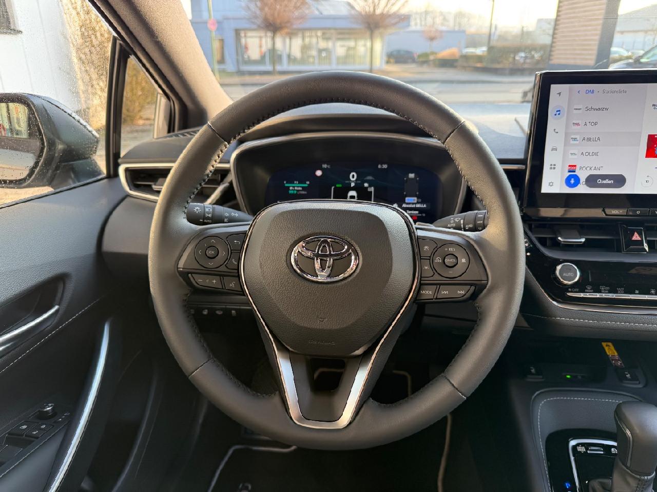 Foto 1 - Corolla Hybrid Teamplayer***Kamera,Klima***, marlingrau Metallic