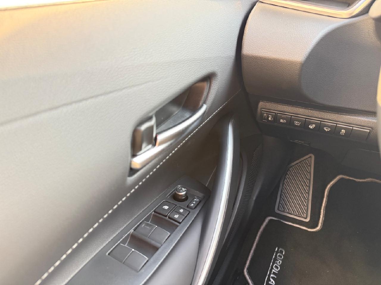 Foto 1 - Corolla Hybrid Teamplayer***Kamera,Klima***, marlingrau Metallic