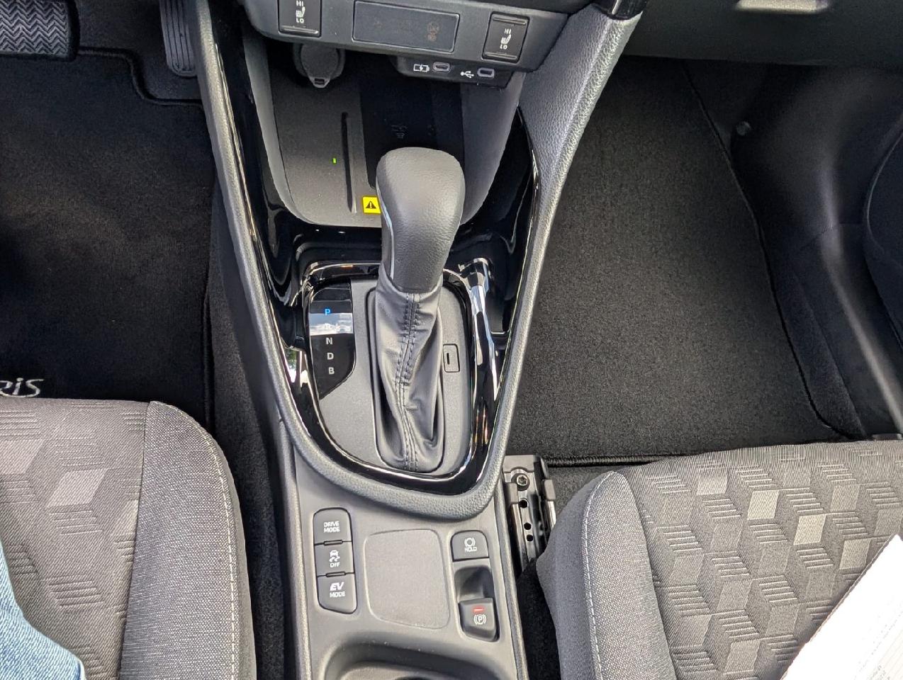 Foto 1 - Yaris Yaris Hybrid Teamplayer, Juniper Blue