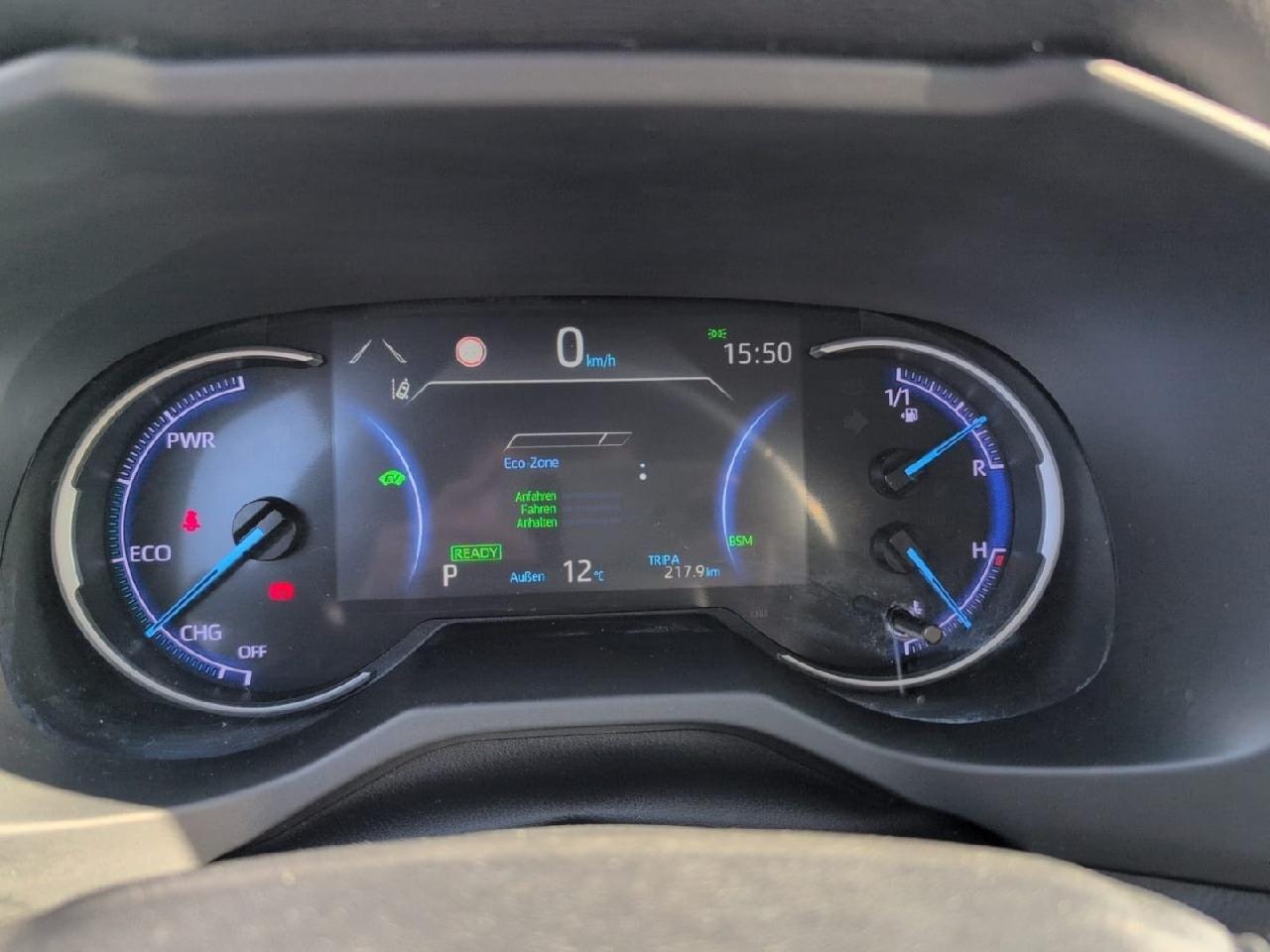 Foto 1 - RAV4 RAV4 Hybrid 4x4 Team Deutschland, Attitude Black Mc.