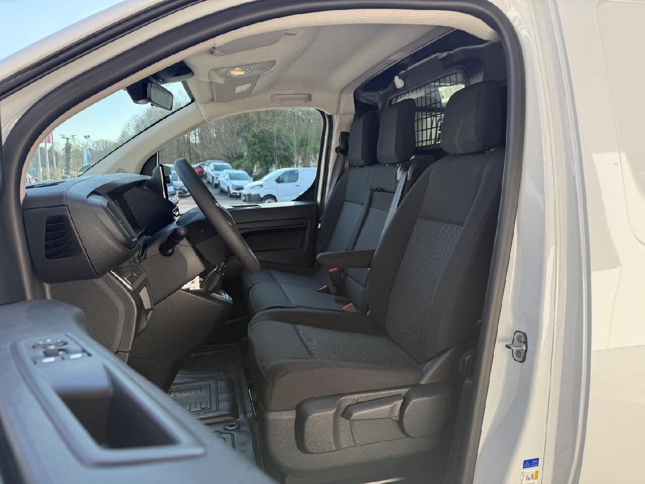 Foto 1 - Toyota Proace L1 Kasten Meister**Gewerbliches Angebot***, Icy White